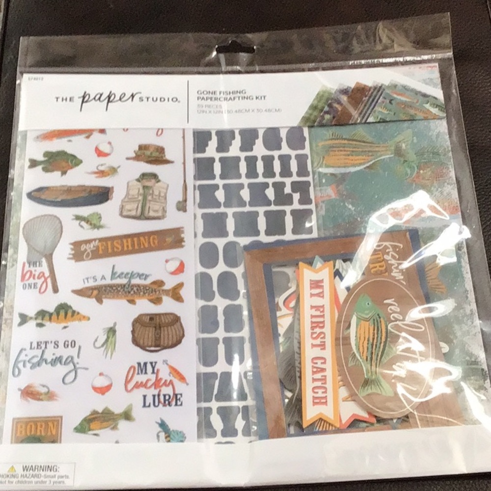 🏷 New Gone Fishing 12x12 Scrapbooking Kit, 39 Pieces